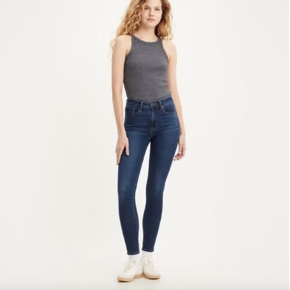 LEVIS 721 High Rise Skiny Womens Jeans Size 28 Dark Indigo Dark Wash - Picture 1 of 13